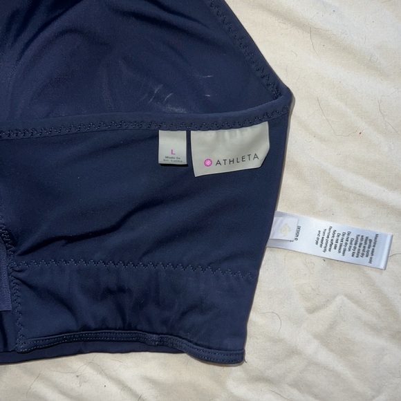 Large Athleta sports bra top - Picture 4 of 5
